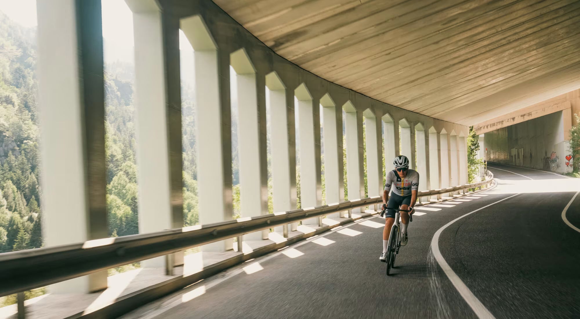 custom-slideshow-image-block_iFg3Nb